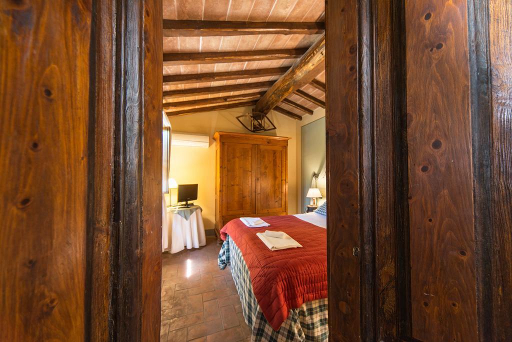 Podere Il Poggiolo Понтассьеве Экстерьер фото